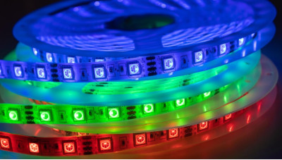 Як визначити потужність світлодіодної стрічки? Повна інструкція.