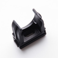 Кріплення для гофрованої труби скоба чорна D20 APRO (50шт)