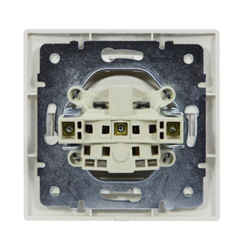 Розетка одинарная б/з LEZARD Mira белая 701-0202-121B