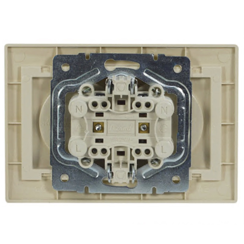 Розетка двойная б/з с вставкой LEZARD Mira крем 701-0303-128B