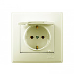 Розетка одинарная с/з и защитной крышкой LEZARD Lesya крем 705-0303-123B