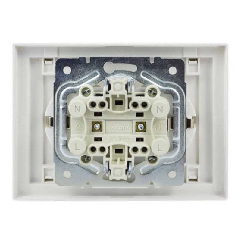 Розетка двойная с/з LEZARD Rain белая 703-0202-127B 