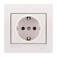 Розетка одинарная з/з LEZARD Deriy белая 702-0202-122В