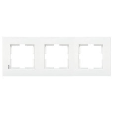 Рамка тройная горизонтальная VIKO Karre белая 90960202
