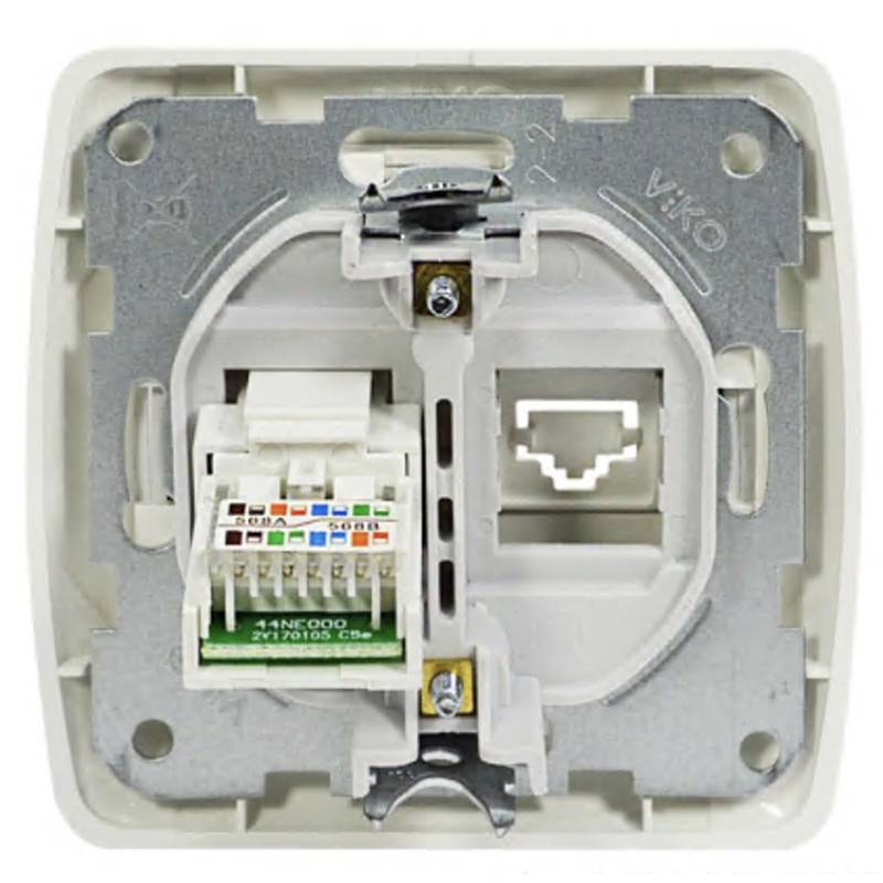 Розетка одинарная компьютерная RJ-45 VIKO Carmen белая 90561032