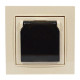 Розетка одинарная с/з и крышкой NILSON Thor крем 27121018