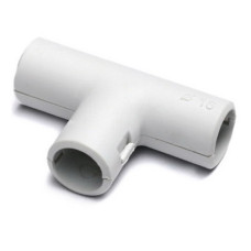 Тройник d20 для гладкостенной трубы ДКС ( 50620 )