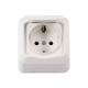Розетка 1-на с/з с крышкой накладная белый 2018 OPERA LUXEL