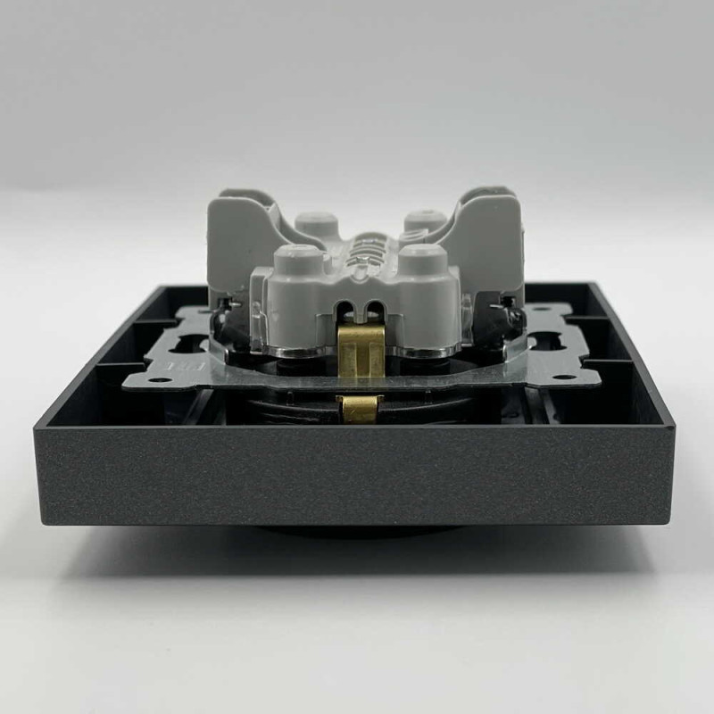 Розетка двійна із заземленням ELBI VEGA матовий чорний (510-014830-907)