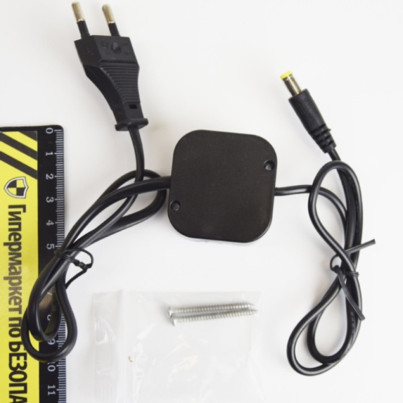 Блок питания (12В, 1.5А) BG-1215