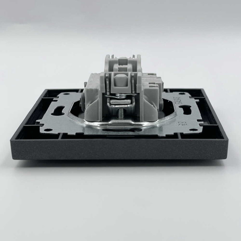 Розетка EL-BI VEGA антрацит матовий 1-на без заземлення ( 510-016700-215 )