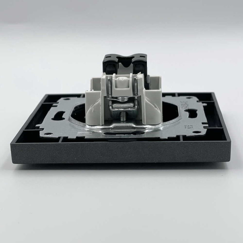 Розетка EL-BI VEGA антрацит матовий комп'ютерна 1-на CAT6 RJ45 ( 510-016700-247 )