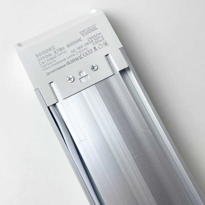 Линейный светодиодный светильник VIOLUX PITON 27W 6000K 60см 2160Lm 300062