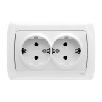 Розетка двойная с/з VIKO Carmen белая 90561056