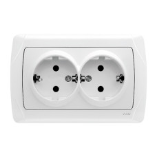 Розетка двойная с/з VIKO Carmen белая 90561056