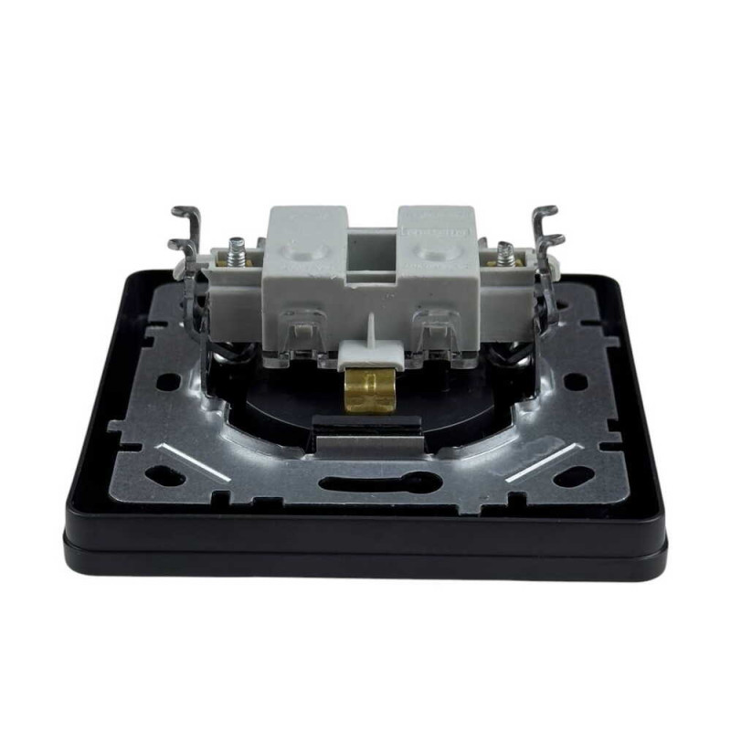 Розетка Nilson Selene антрацит 1-на з заземленням з кришкою ( 23362518 )