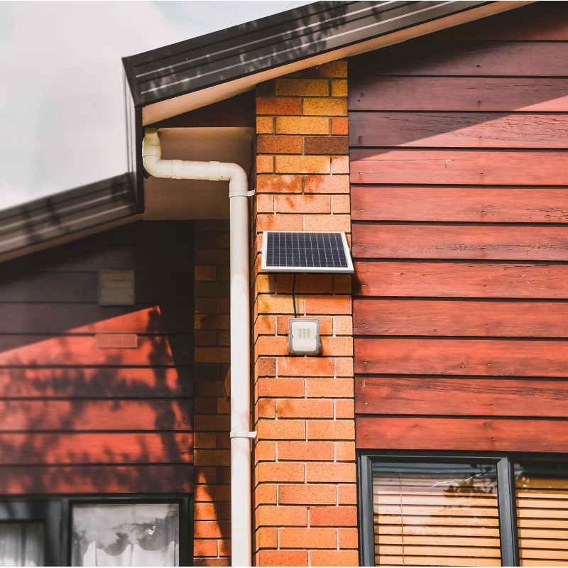 Светодиодный автономный прожектор VIDEX 10W 5000K Сенсорный FSO-205-S (VL-FSO-205-S)