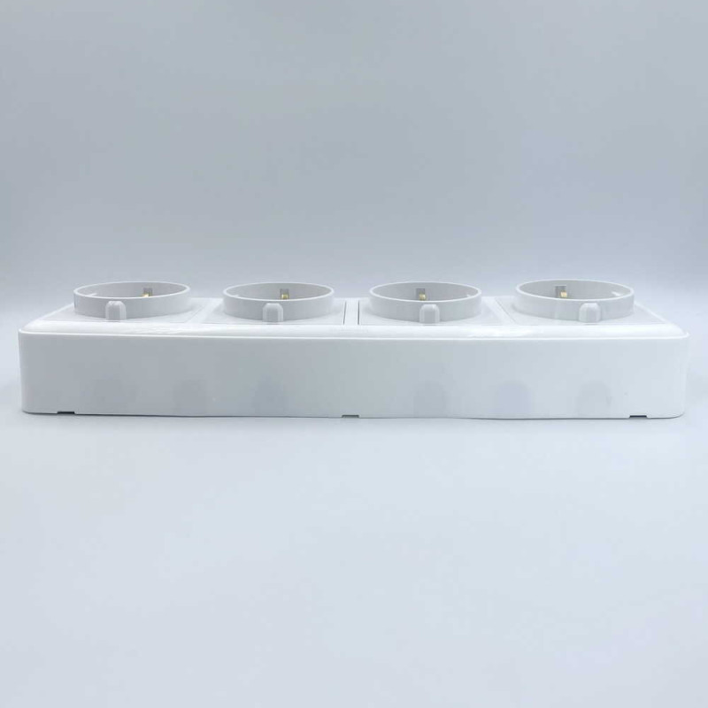 Розетка накладна Nilson Unique біла 4-на з заземленням ( 28111083 )