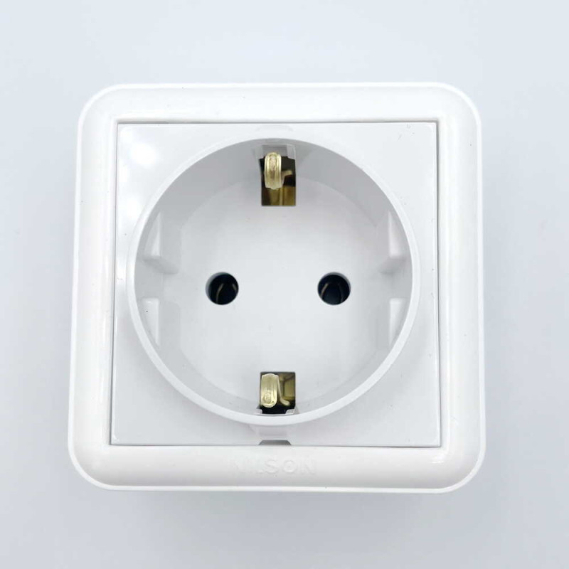 Розетка Nilson Unique белая 1-я с заземлением ( 28111017 )