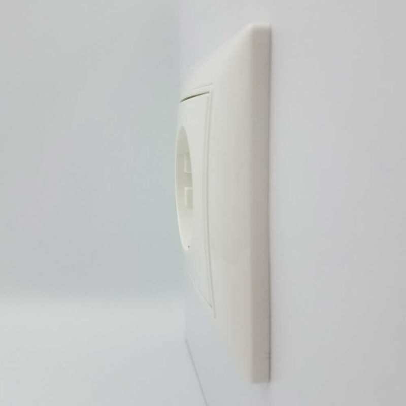 Розетка ABB basic55 белая 1-я с заземлением ( 2CKA002011A3855 )