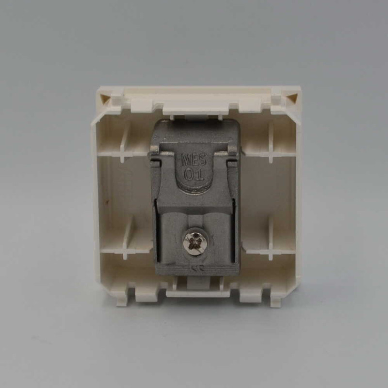 Розетка Zenit TV біла ( 2CLA225070N1101 )