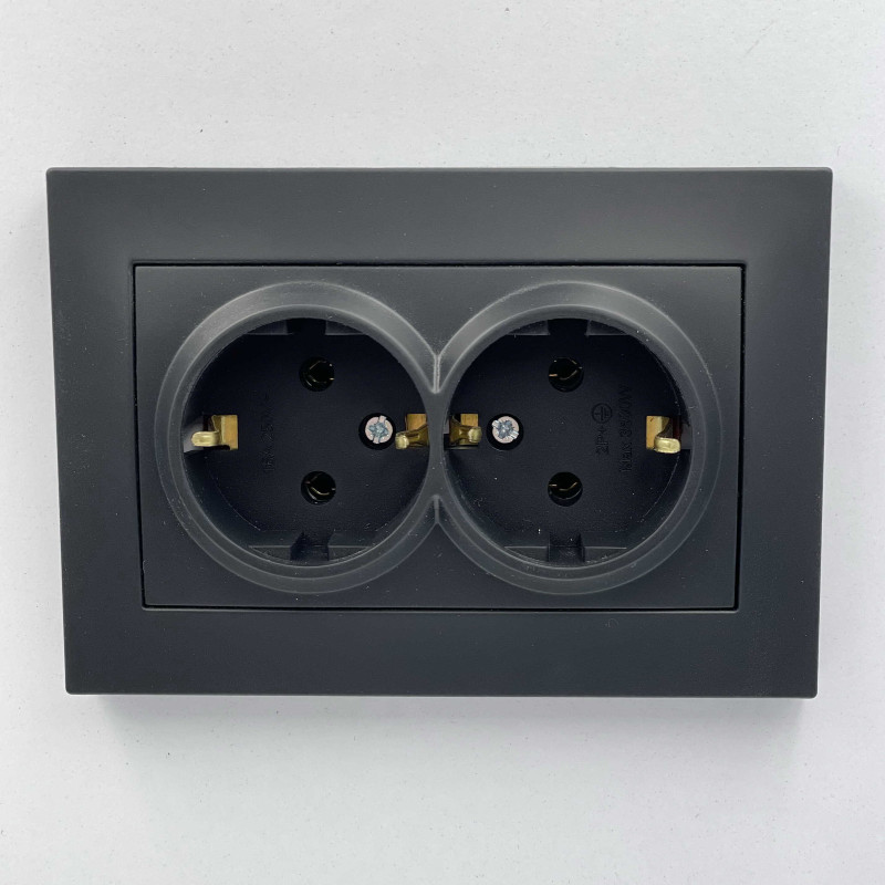 Розетка двійна із заземленням ELBI VEGA матовий чорний (510-014830-907)