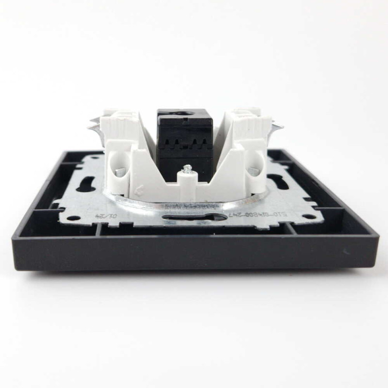 Розетка одинарна комп'ютерна ELBI VEGA матовий чорний (510-014800-247)