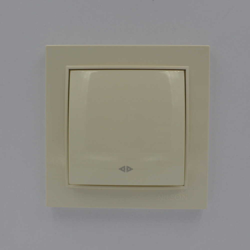 Выключатель промежуточный одноклавишный NILSON Thor крем 27121010