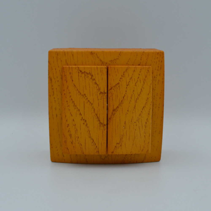 Выключатель Nilson Themis дуб 2кл (26251003)