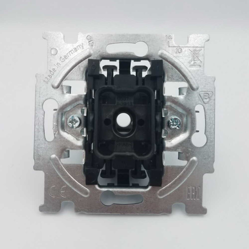 Выключатель ABB basic55 белый 1кл проходной (2CKA001012A2142)