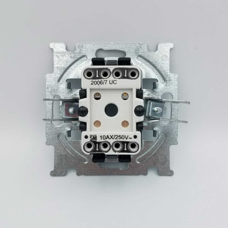 Вимикач  Basic55 білий 1-кл пром. (б/р) (2006/7 UC-94-507) 2CKA001012A2145