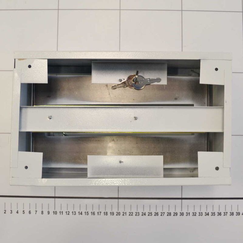 Щит распределительный навесной NOVA ШМР-12-Н