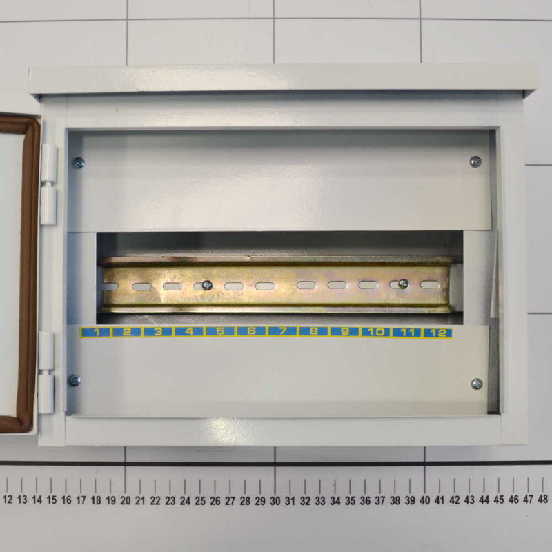 Щит распределительный навесной NOVA ШМР-12-Н уличный