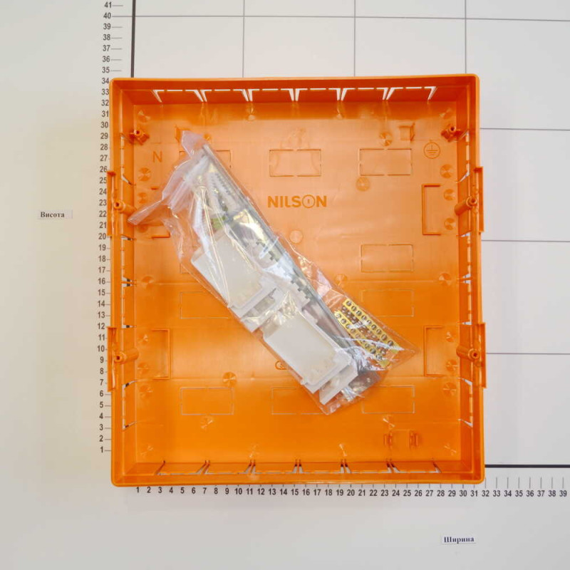 Бокс пластиковый NILSON quantum на 24 модуля внутренний ( 32661024 )