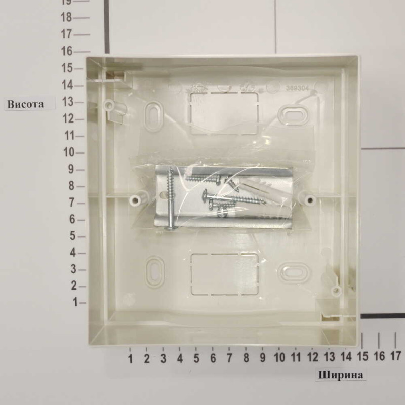 Внешний бокс пластиковый VIKO на 4 модуля 90912104