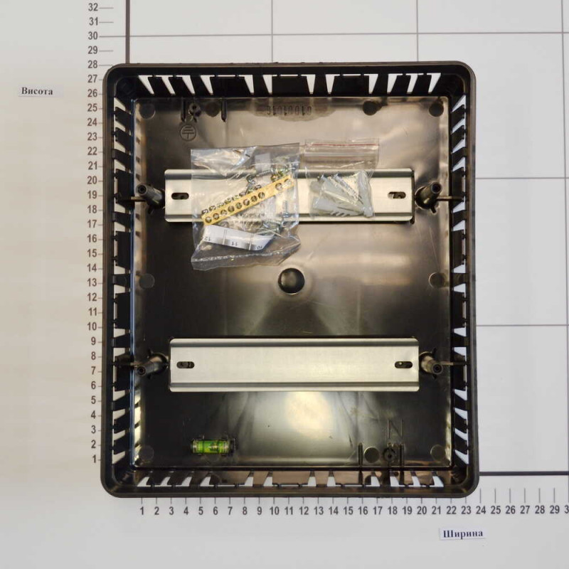 Бокс пластиковый VIOLUX на 16 модулей внутренний ( 900082 )