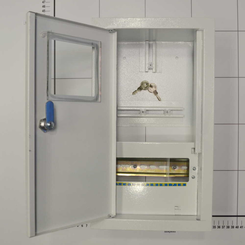 Щит распределительный встроенный NOVA ШМР 1Ф-8-В