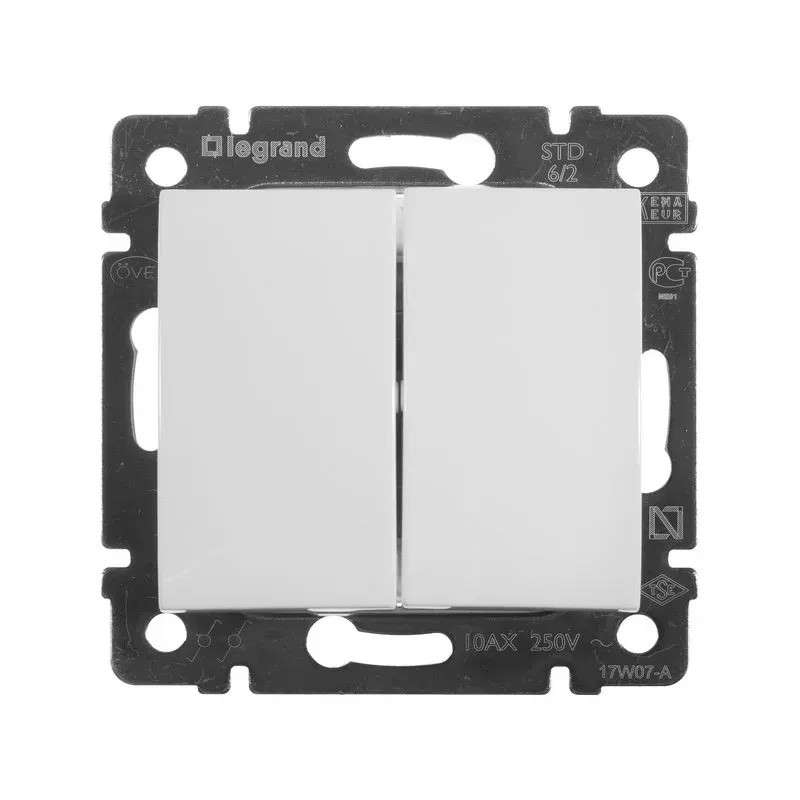 Вимикач двоклавішний прохідний білий Valena Legrand (774408)