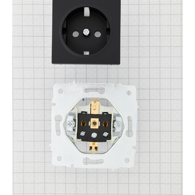 Розетка одинарна з/з LEZARD Vesna чорна 742-4288-122B