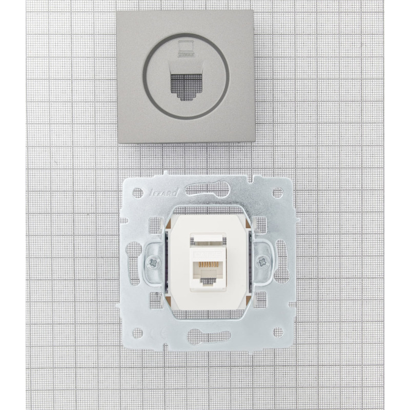 Розетка компьютерная LEZARD Vesna серая 742-3588-139