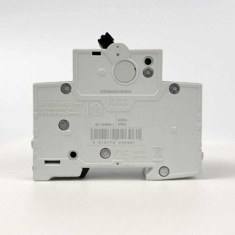 Автоматичний вимикач ABB BMS412-C20 2p 20A тип C серія Basic 2CDS642041R0204