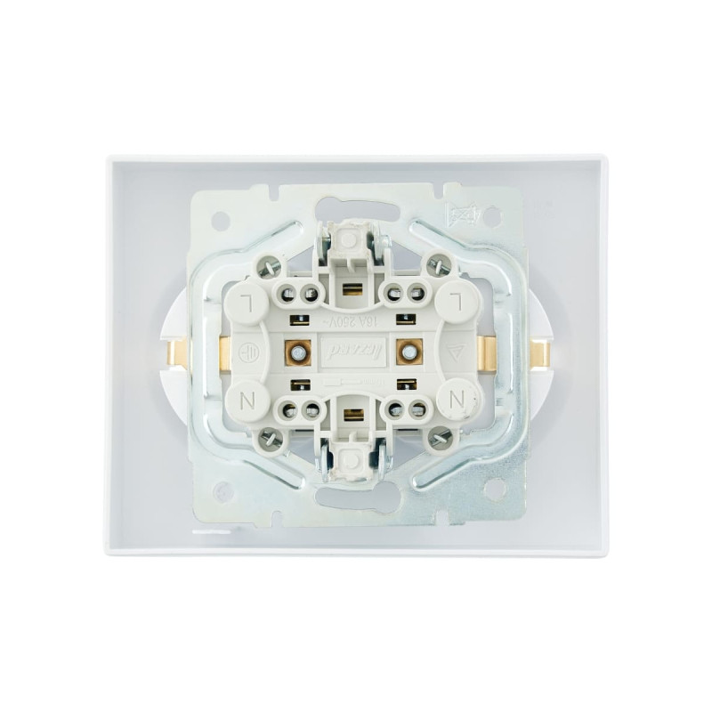 Розетка двойная с/з LEZARD Vesna белый 742-0200-127В