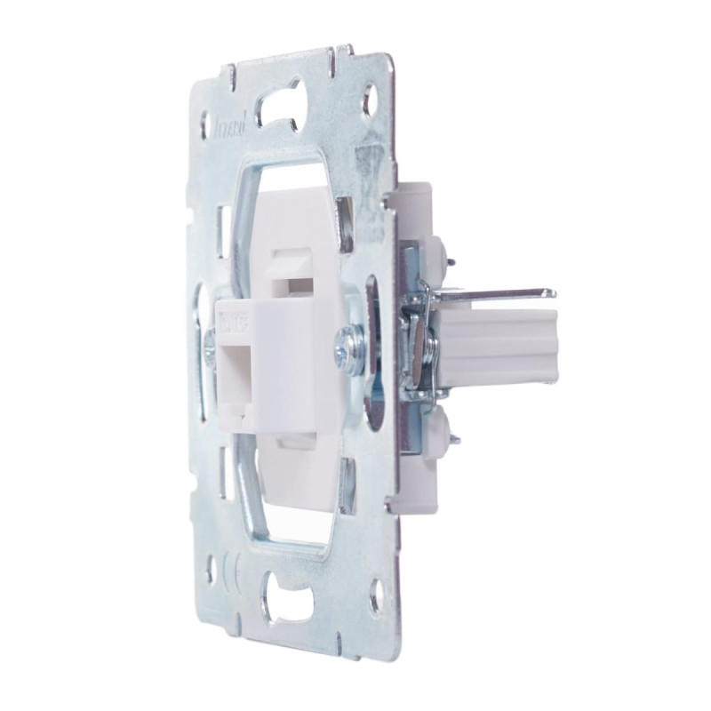 Розетка компьютерная LEZARD Vesna белая 742-0288-139