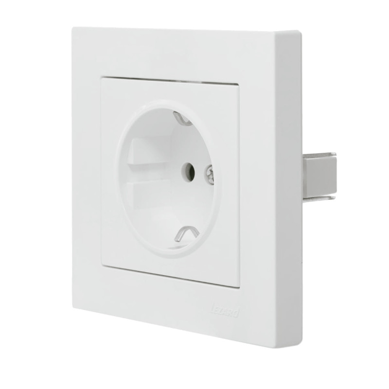 Розетка одинарная с/з LEZARD Vesna белый 742-0288-122В