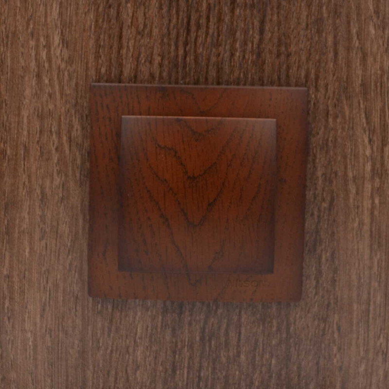 Выключатель одноклавишный NILSON Touran орех 24271001