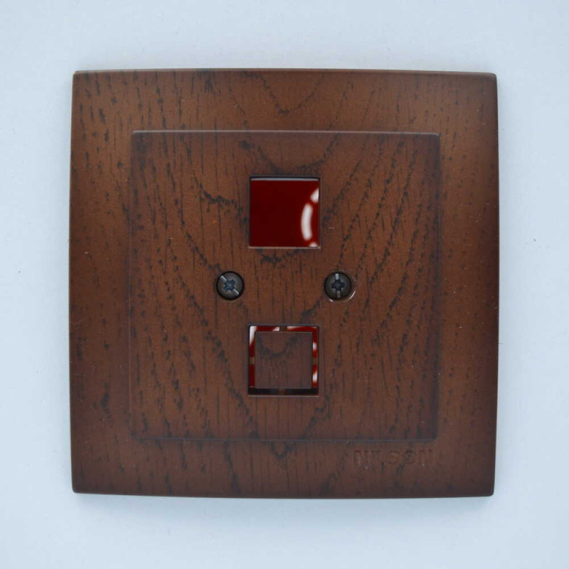 Розетка одинарная компьютерная без модуля RJ-45 NILSON Touran орех 24271042