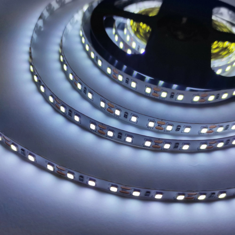 Світлодіодна стрічка OEM ST-12-2835-120- SCW-20 10000-11000K  8,1W біла, негерметична 5м