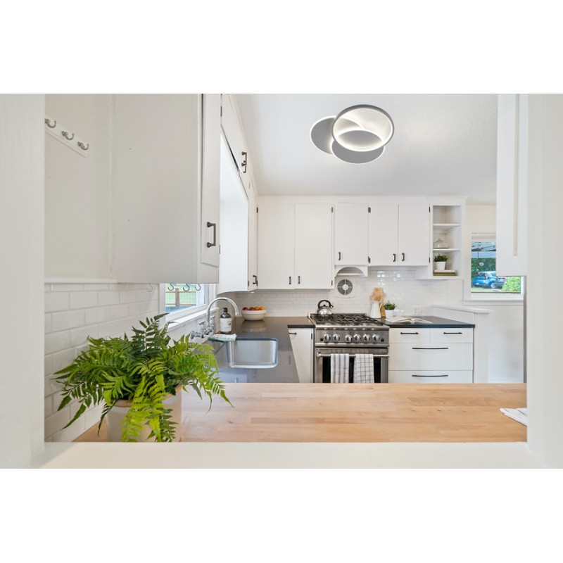 Світлодіодна LED люстра (NEW) VEGA triple 80W 3R-ON/OFF-490х60-WHITE/WHITE-220-IP20 Esllse