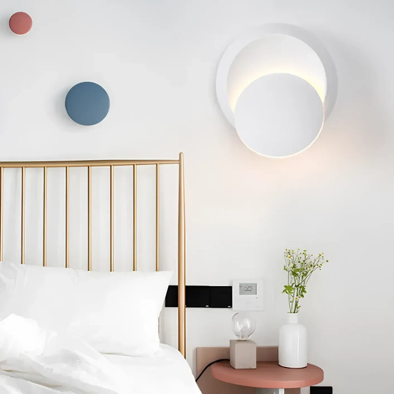 Светодиодное настенное бра Sirius 5W с акриловым плафоном 3000K белое IP20 8872M-W