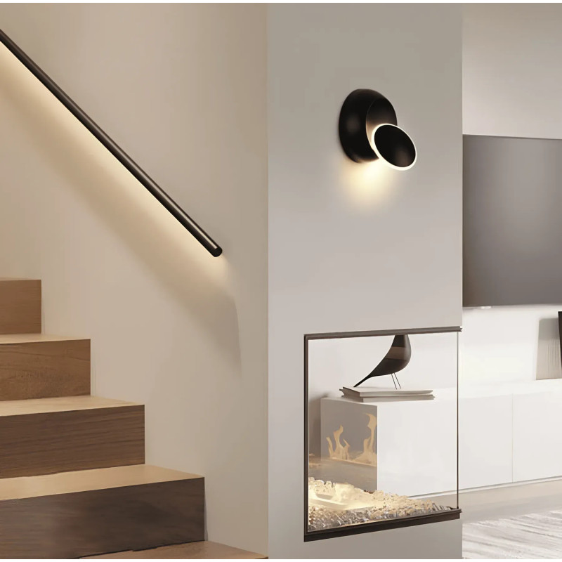 Світлодіодне настінне бра Sirius 5W з акриловим плафоном 3000K чорне IP20 8872M-B